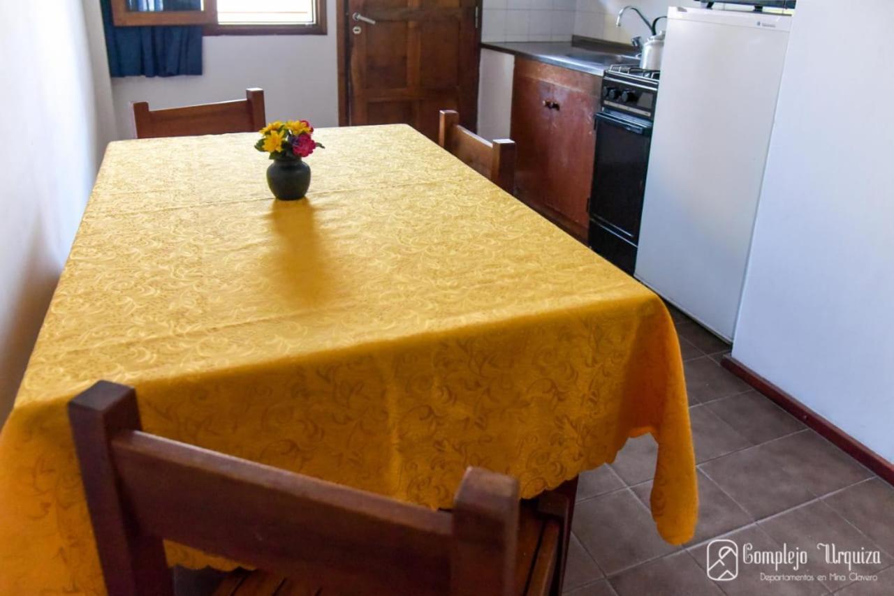 Complejo Urquiza Departamentos Apartment Mina Clavero Ngoại thất bức ảnh
