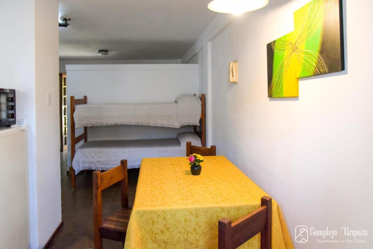 Complejo Urquiza Departamentos Apartment Mina Clavero Ngoại thất bức ảnh
