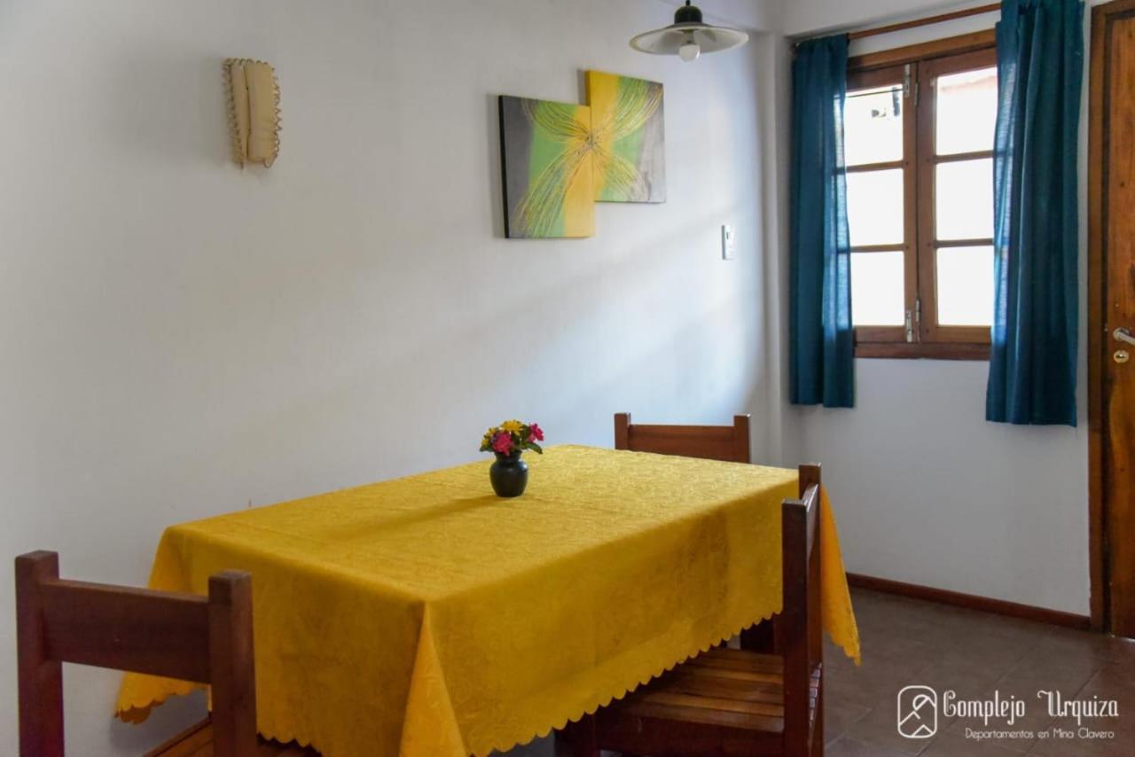 Complejo Urquiza Departamentos Apartment Mina Clavero Ngoại thất bức ảnh